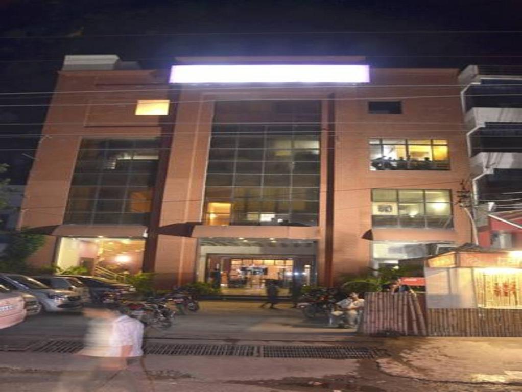 Hotel Amber Rudrapur Exteriér fotografie