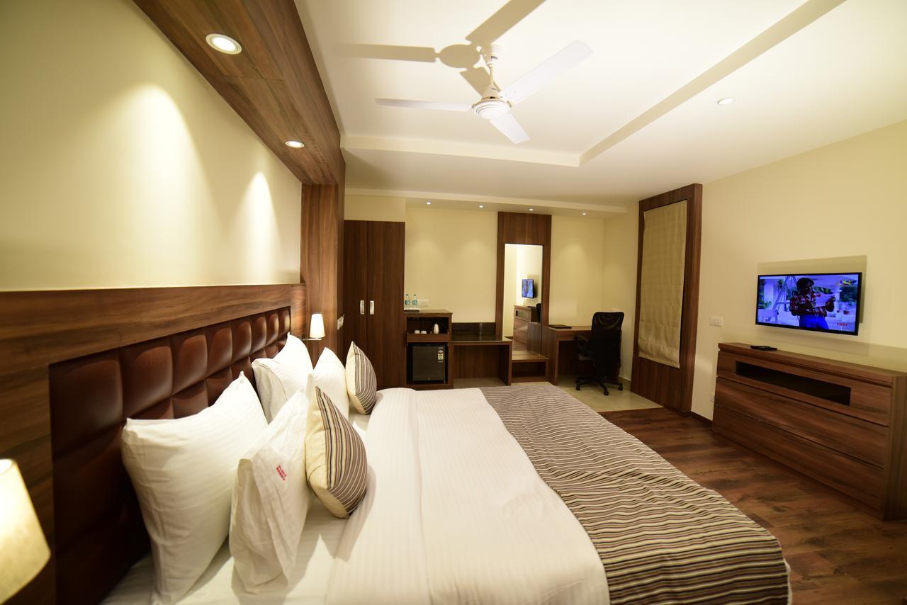 Hotel Amber Rudrapur Exteriér fotografie