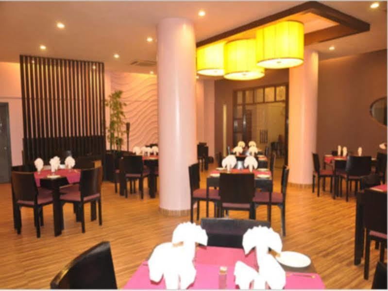 Hotel Amber Rudrapur Exteriér fotografie